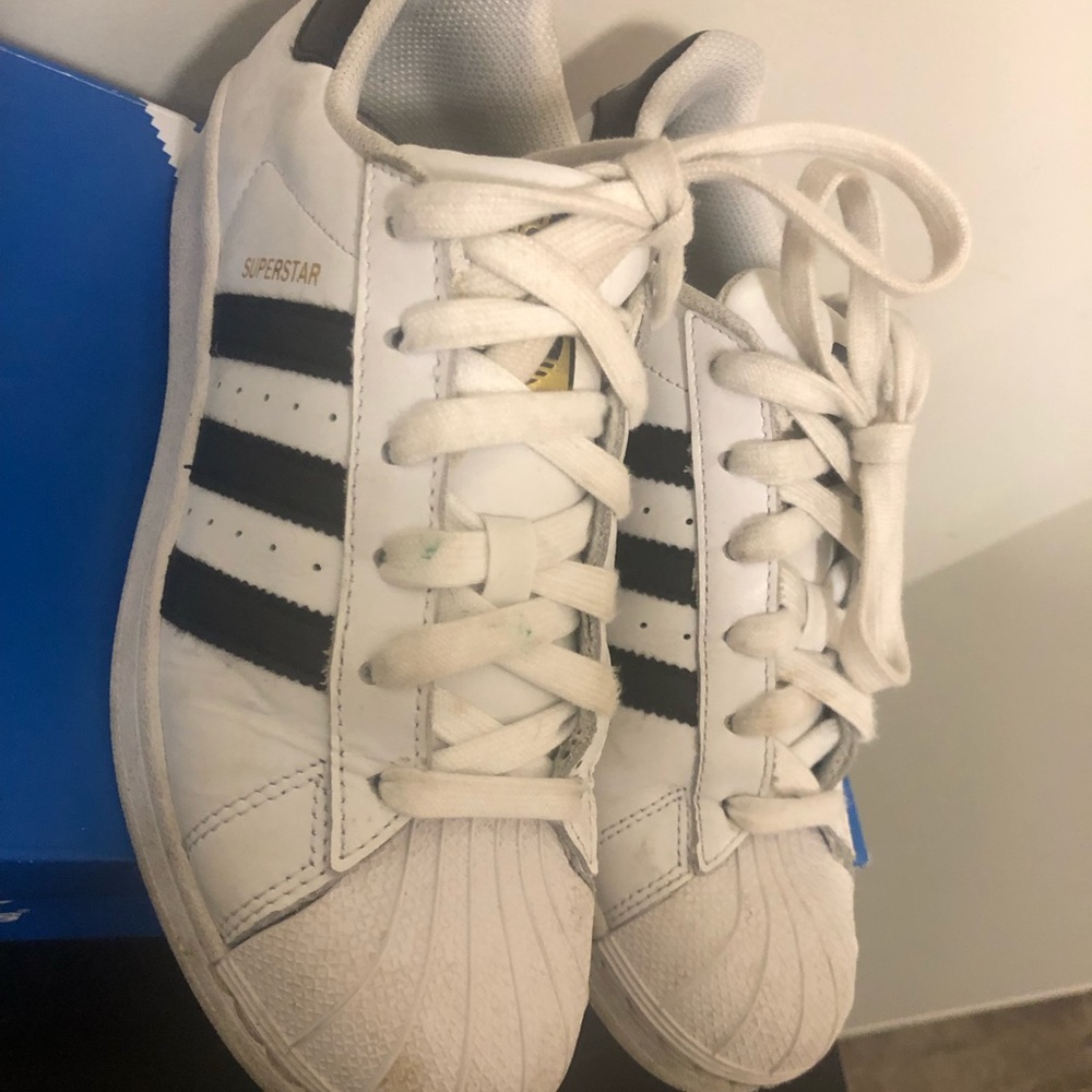 Adidas classic